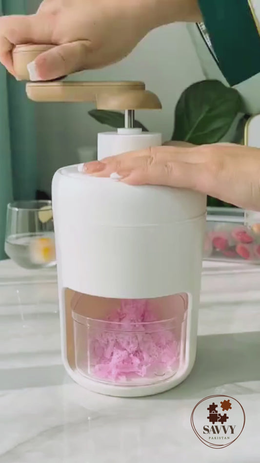Manual Ice Crusher and Gola Ganda Maker | Savvy Pakistan™